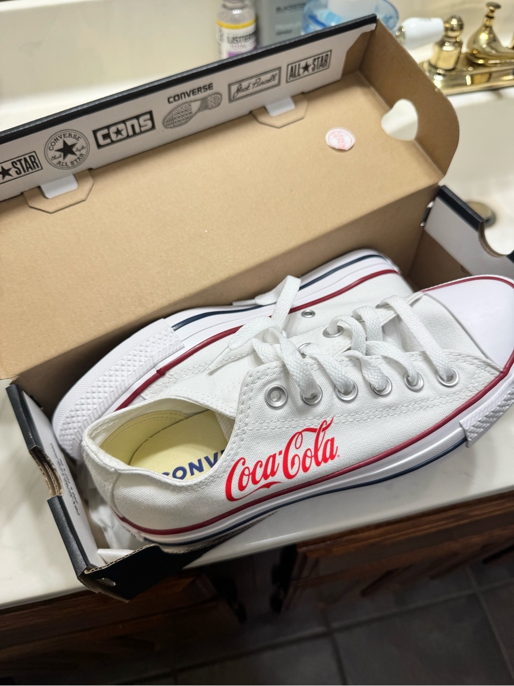 Converse